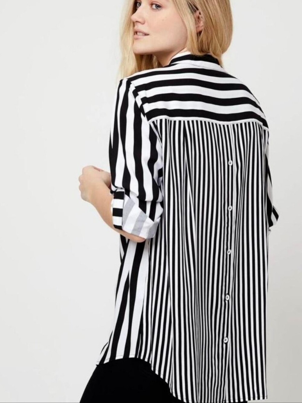 Jane & Delancey Black & White Striped Button-Back Women's Shirt Size 1x